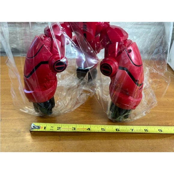 Whirlwind Ares Remote Control Robot -- 11.5" High -- Red -- Spray Gun -- NOB - Picture 5 of 12
